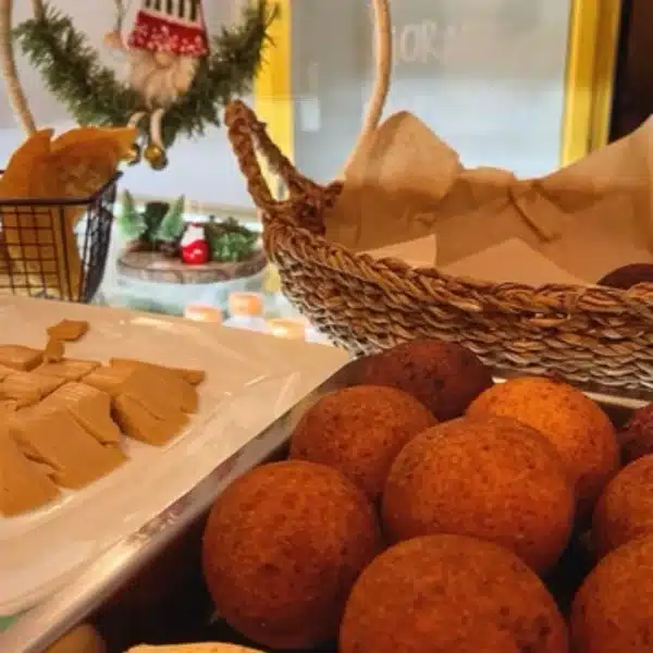 Caja de buñuelos 12 Uds.